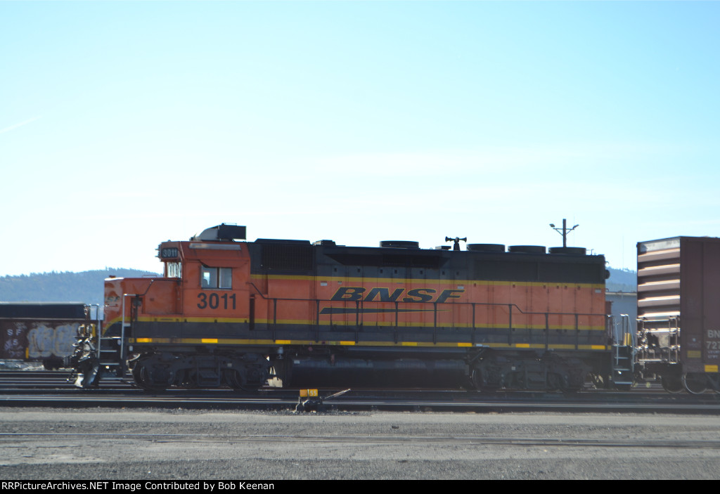 BNSF 3011